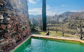 Hotel Cal Sastre Santa Pau Exterior photo