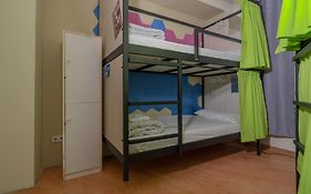 Wow Hostel Barcelona Exterior photo