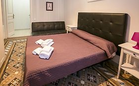 Hostal Balmes Centro Barcelona Exterior photo