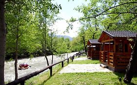 Camping Noguera Pallaresa Sort Exterior photo