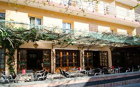 Hostal Lloret Lloret de Mar Exterior photo